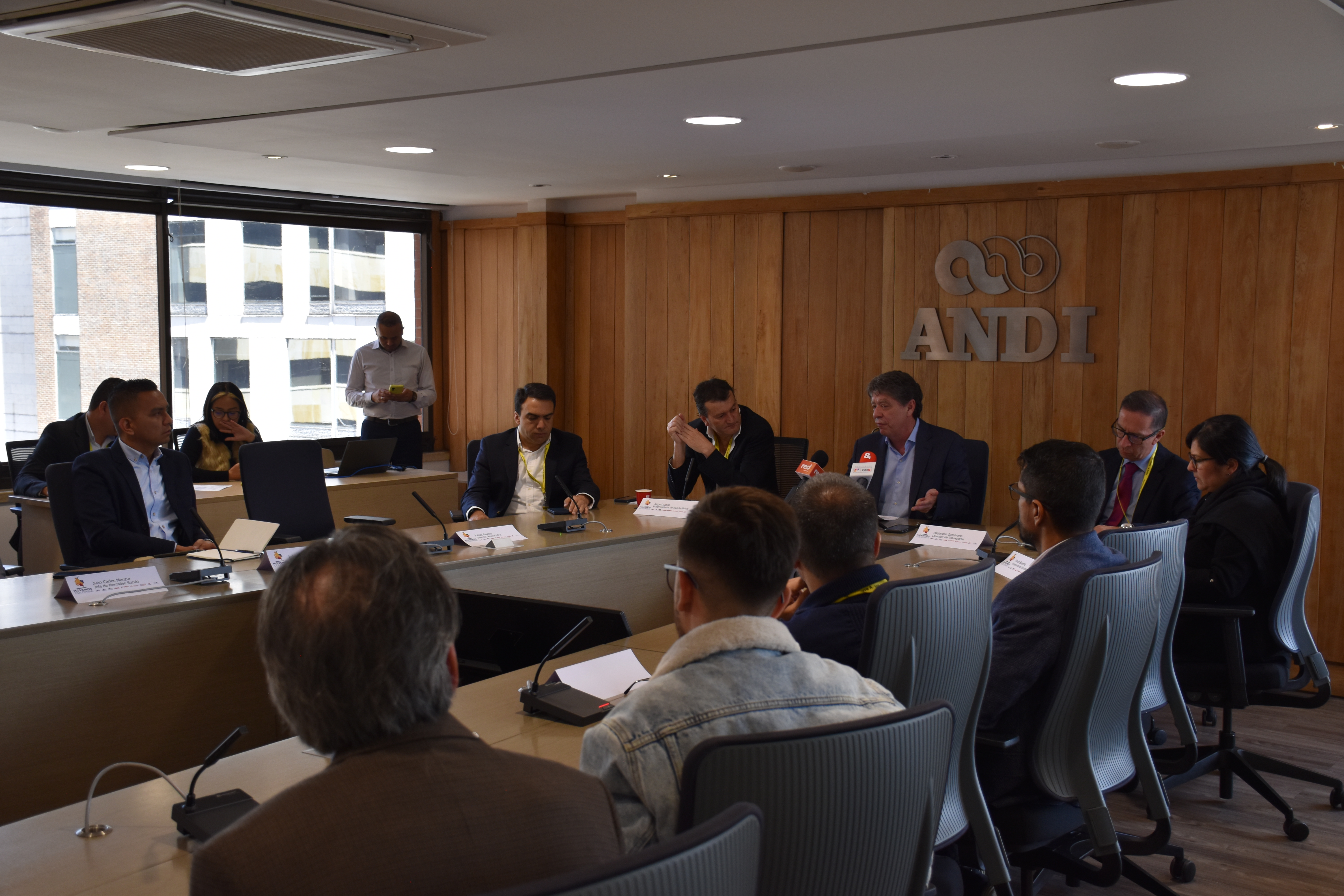 ANDI Movemos Colombia