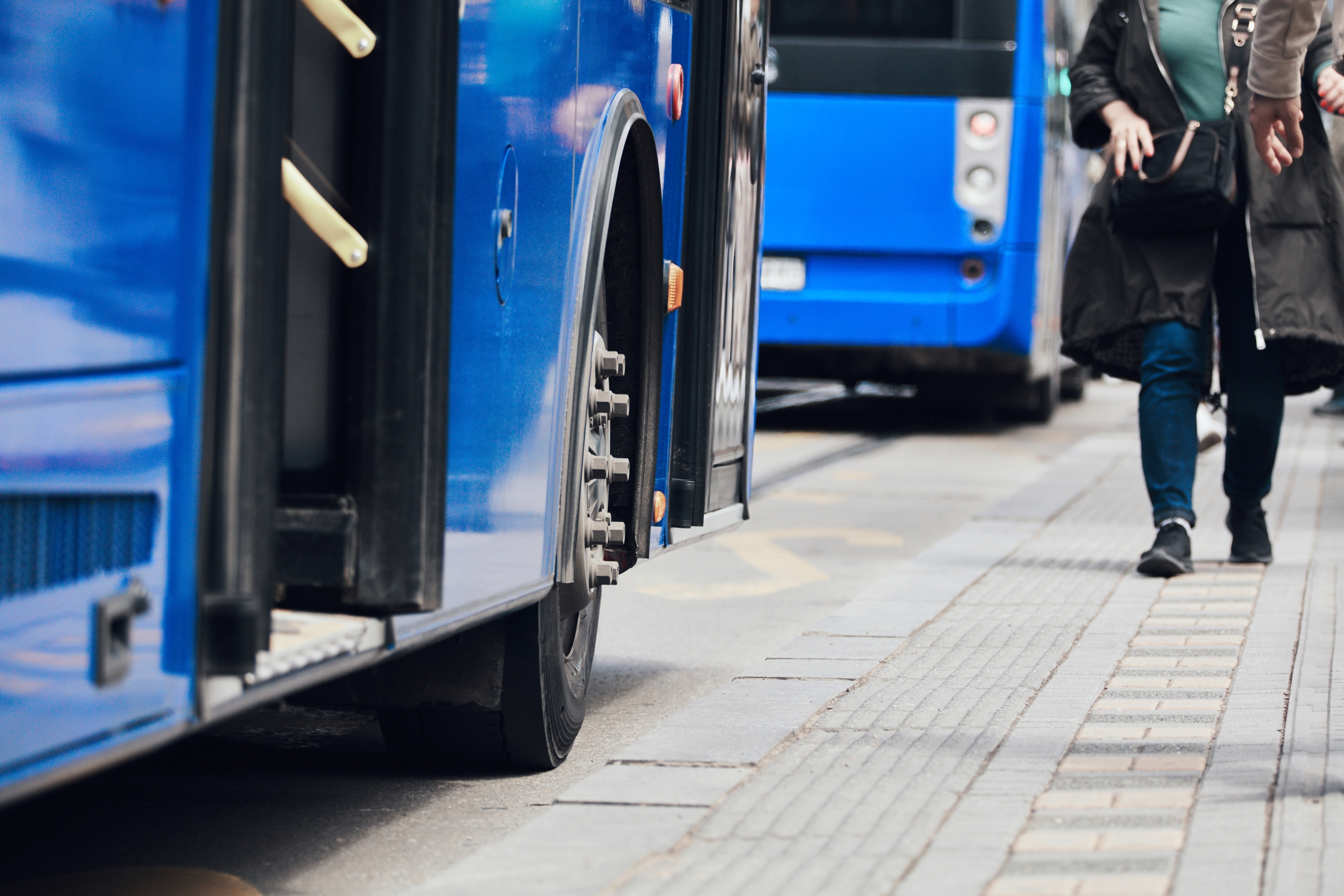 El techo del bus, el activo más subutilizado del transporte terrestre colombiano 